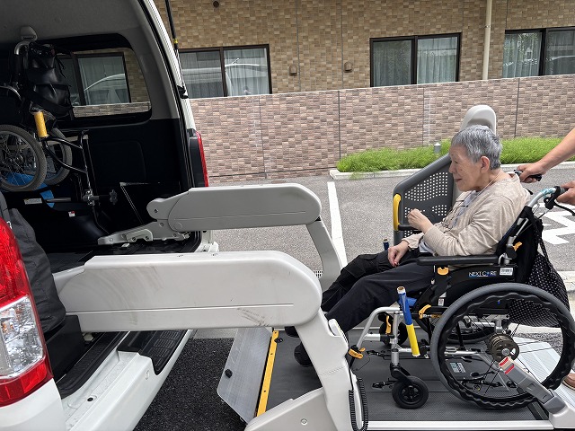 画像の説明 画像の説明