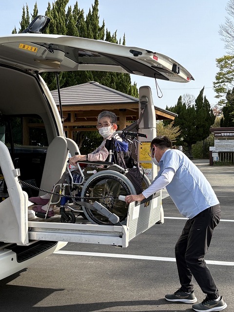 画像の説明 画像の説明