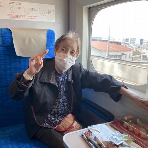 東京から大阪へ 新幹線の多目的室を利用した転居サポート
