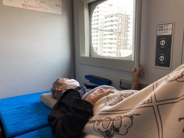 長距離転院 新幹線 多目的室